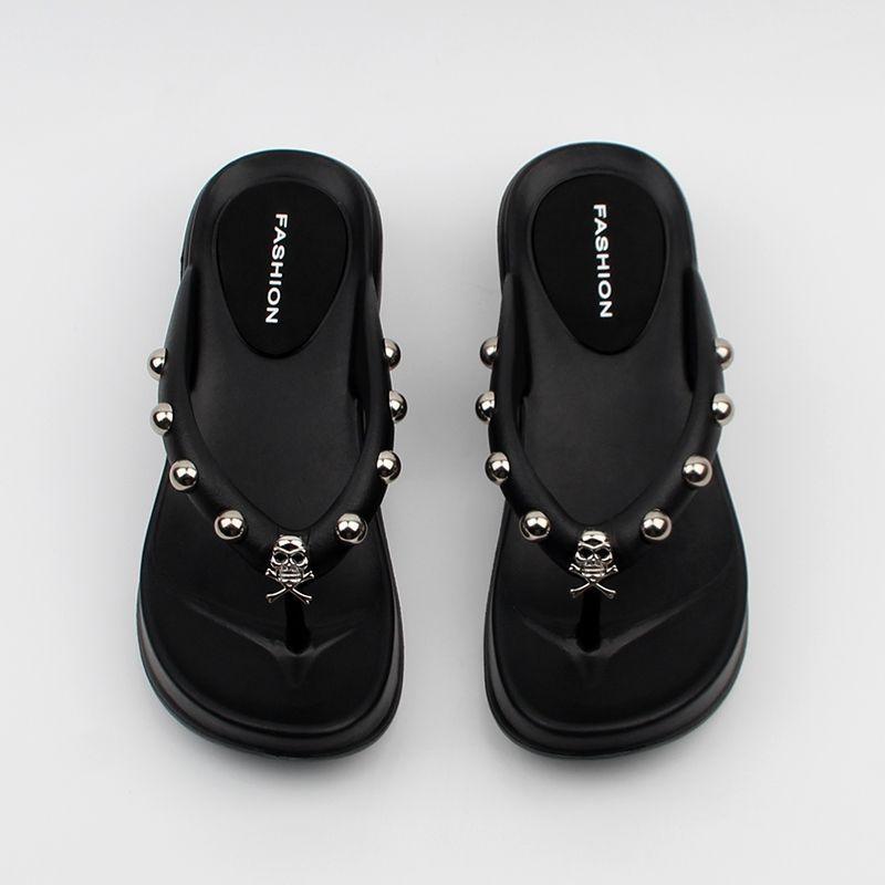 New Summer Thick Bottom Wedge Outdoor Rivet Slippers For Women - fadidesign